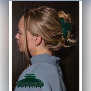 Parke SOLD OUT Claw Clip * Forest